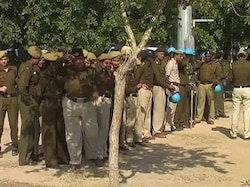 http://www.hindustantimes.com/Images/popup/2014/11/policeinhisar.jpg
