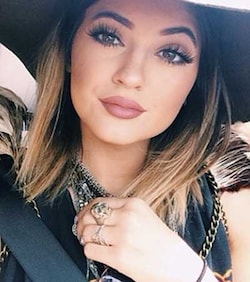 http://www.hindustantimes.com/Images/popup/2014/7/Kylie-Jenner.jpg