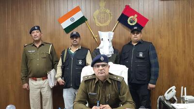 Gurugram, India-February 06, 2023: Vijay Pratap, DCP crime addressed a press conference; Police arrested the accused Salman aka Sanam with a reward of ₹15,000, who had committed a dozen incidents of various serious crimes including robbery, dacoity, and theft, was arrested during Operation Invasion-4 at Bijwasan village, in Gurugram, India, on Monday, 06 February 2023. (Photo by Parveen Kumar/Hindustan Times) Gurugram, India-February 06, 2023: Vijay Pratap, DCP crime addressed a press conference; Police arrested the accused Salman aka Sanam with a reward of ₹15,000, who had committed a dozen incidents of various serious crimes including robbery, dacoity, and theft, was arrested during Operation Invasion-4 at Bijwasan village, in Gurugram, India, on Monday, 06 February 2023. (Photo by Parveen Kumar/Hindustan Times)
