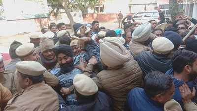 Haryana Police on Monday detained at least 10 sarpanches from Ambala’s Shahazadpur block for allegedly trying to lock the block development and panchayat office to protest against the state government. (HT Photo)
