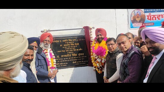 The bus stand building, the foundation stone of which was laid by the then SAD deputy chief minister Sukhbir Singh Badal in December 2015, was constructed at the cost of ₹ 2.5 crore. (HT photo)