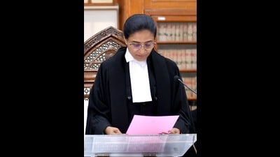 All sitting judges and a large number of lawyers attended the oath taking ceremony. (HT Photo)