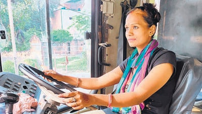 Anjali is among the 13 women drivers that were given the letter of appointment by the Delhi Transport Corporation (DTC) last month. (HT Photo) Anjali is among the 13 women drivers that were given the letter of appointment by the Delhi Transport Corporation (DTC) last month. (HT Photo)
