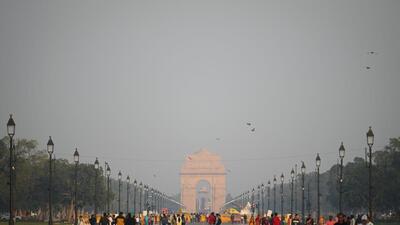 Delhi recorded its hottest February day in two years on Monday. (Hindustan Times) Delhi recorded its hottest February day in two years on Monday. (Hindustan Times)
