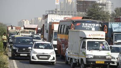 Gurugram, India - November 19, 2022: Traffic movement along the Delhi-Gurgaon Expressway was disrupted after members of the Ahir community staged protests at Kherki Daula toll plaza on NH-48, demanding a separate regiment in the Indian Army, in Gurugram, India, on Friday, 19 November 2022. (Photo by Parveen Kumar/ Hindustan Times) Gurugram, India - November 19, 2022: Traffic movement along the Delhi-Gurgaon Expressway was disrupted after members of the Ahir community staged protests at Kherki Daula toll plaza on NH-48, demanding a separate regiment in the Indian Army, in Gurugram, India, on Friday, 19 November 2022. (Photo by Parveen Kumar/ Hindustan Times)
