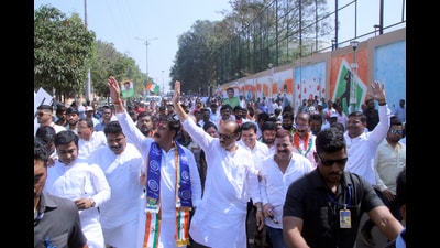 NCPs Nana Kate (left) along with Ajit Pawar took out a rally before filing nomination at the election office at Thergaon on Tuesday. (HT PHOTO) NCPs Nana Kate (left) along with Ajit Pawar took out a rally before filing nomination at the election office at Thergaon on Tuesday. (HT PHOTO)