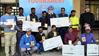 Showing off their mettle on the greens, Sonu Verma and Vikram clinched the top prize during the First North India Caddy Golf Tournament held at the Forest Hill Golf & Country Club on Tuesday. (HT Photo)