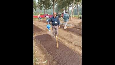Sonal Sahai left his job as ERP consultant in Coimbatore to start an agri-tourism facility in Varanasi. (HT Photo) Sonal Sahai left his job as ERP consultant in Coimbatore to start an agri-tourism facility in Varanasi. (HT Photo)