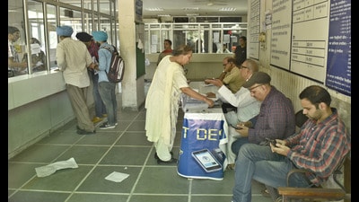 The Sampark Centres in Chandigarh will remain open from 9 am to 5 pm on Sundays. (HT File Photo)
