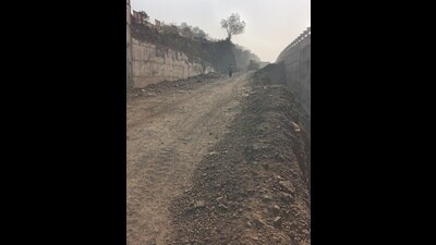 The group went on to claim that the road construction work has been moving at a slow pace. (HT PHOTO) The group went on to claim that the road construction work has been moving at a slow pace. (HT PHOTO)