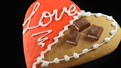 Chocolate Day (February 9): After two days of intense romance, Chocolate Day is the time to pamper your significant other with some chocolicious surprises. You can probably begin your day with them with chocolate spa therapy, followed by gorging on some chocolate pastries. After a day of chocolate shopping, you can perhaps sip some hot chocolate together. If your beloved is not a foodie or calorie conscious, then some chocolate-scented bath products or candles could make them happy. (Pixabay) Chocolate Day (February 9): After two days of intense romance, Chocolate Day is the time to pamper your significant other with some chocolicious surprises. You can probably begin your day with them with chocolate spa therapy, followed by gorging on some chocolate pastries. After a day of chocolate shopping, you can perhaps sip some hot chocolate together. If your beloved is not a foodie or calorie conscious, then some chocolate-scented bath products or candles could make them happy. (Pixabay)