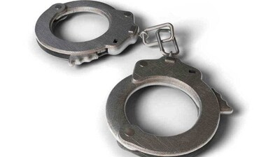 The accused constable of the Kolkata Police's Special Branch had "trained 12 people" to carry out the raid and robbery.