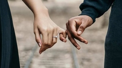 Promise Day (February 11): A relationship entails a lot of emotional investment and Promise Day is the perfect time to reinforce trust and loyalty. Gift a photo album featuring you and your beloved with all your special memories in it. A personalised book or journal with all the 'promises' or commitments that you wish to keep to strengthen your bond, is also a good choice. (Pexels) Promise Day (February 11): A relationship entails a lot of emotional investment and Promise Day is the perfect time to reinforce trust and loyalty. Gift a photo album featuring you and your beloved with all your special memories in it. A personalised book or journal with all the 'promises' or commitments that you wish to keep to strengthen your bond, is also a good choice. (Pexels)