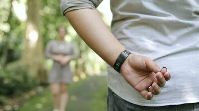 Propose Day 2023: Proposal mistakes to avoid (Pexels) Propose Day 2023: Proposal mistakes to avoid (Pexels)