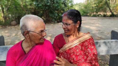 Lakshmi with her daughter Kasthuri. (Photo by: Kiruba Shankar)