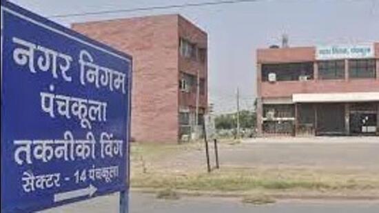 From next week, the Panchkula municipal corporation (MC) will start sealing government buildings that have defaulted on property tax payment. (HT File Photo)