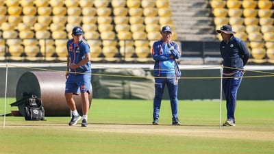 Nagpur: Indian team's head coach Rahul Dravid inspects the pitch during a practice session ahead of the 1st cricket test match between India and Australia, at Vidharba Cricket Stadium in Nagpur, Maharashtra, Wednesday, Feb. 8, 2023. (PTI Photo/Vijay Verma)(PTI02_08_2023_000050A) (PTI) Nagpur: Indian team's head coach Rahul Dravid inspects the pitch during a practice session ahead of the 1st cricket test match between India and Australia, at Vidharba Cricket Stadium in Nagpur, Maharashtra, Wednesday, Feb. 8, 2023. (PTI Photo/Vijay Verma)(PTI02_08_2023_000050A) (PTI)