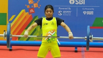 Maharashtra weightlifter Akanksha Vyavhare (file photo) Maharashtra weightlifter Akanksha Vyavhare (file photo)