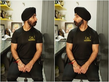 Neck movement (Aminder Singh)