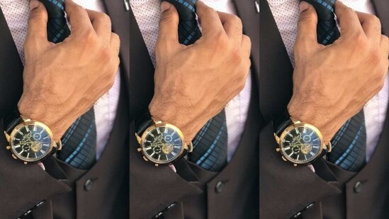 Valentine's Day: Smartwatches, digital or analog watches are amazing as gifts. (Pexels)
