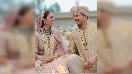 Both Kiara Avani and Sidharth Malhotra's outfits are a creation of ace Indian designer Manish Malhotra.&nbsp;(Instagram/@sidharthmalhotra)