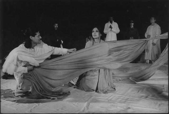 Draupadi’s magic sari - Mallika Sarabhai as Draupadi with Georges Corraface as Dushasan in Peter Brook's Mahabharata (1985). (HT Photo) Draupadi’s magic sari - Mallika Sarabhai as Draupadi with Georges Corraface as Dushasan in Peter Brook's Mahabharata (1985). (HT Photo)