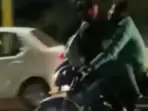 Netizens criticised the duo for the irresponsible behaviour. (Screengrab/Twitter)