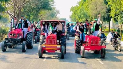Farmers said if their demands are not met, they will start awareness campaigns in every village and later an indefinite protest outside the authority’s office. (HT Photo) Farmers said if their demands are not met, they will start awareness campaigns in every village and later an indefinite protest outside the authority’s office. (HT Photo)