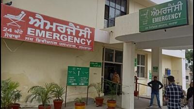 Recognising its high standard of quality and performance, the Union ministry of health and family welfare (MOHFW) has approved National Quality Assurance Standards (NQAS) certification for the Sub-District Hospital Samrala, Ludhiana. (HT Photo)