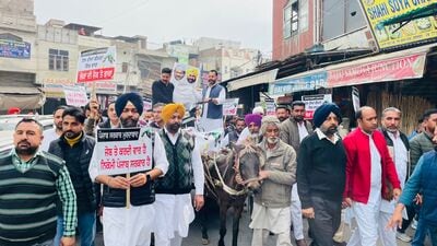The YAD workers carried out marches in six districts of Malwa region including Patiala, Fatehgarh Sahib, Muktsar, Faridkot, Moga and Ferozepur. (HT Photo)