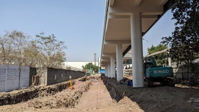 The airport authorities have started constructing a complex next to Lohegaon airport. (Shankar Narayan/HT PHOTO)