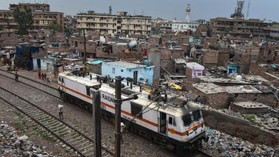 The signal-free corridor, which will connect east Delhi’s Anand Vihar to west Delhi’s Zakhira, was first floated in 2012 but its execution got delayed, primarily due to objections from Railways as a large chunk of the corridor will run along the railway tracks. (HT Archive) The signal-free corridor, which will connect east Delhi’s Anand Vihar to west Delhi’s Zakhira, was first floated in 2012 but its execution got delayed, primarily due to objections from Railways as a large chunk of the corridor will run along the railway tracks. (HT Archive)