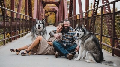 A purrfect-pawsome date: Pets sense the goodness in people better than humans do, so how about taking your pet on your date too? Switch it up with a pet-friendly restaurant/cafe or even better, a dog park - there's nothing like a bunch of unruly doggos to put your relationship through the wringer. These are also great options if you or your bae don't want to leave their furry best friend at home on V- Day. Your pet may find their furry match too. After all, why should hoomans have all the fun? (Katie Wallace on Unsplash) A purrfect-pawsome date: Pets sense the goodness in people better than humans do, so how about taking your pet on your date too? Switch it up with a pet-friendly restaurant/cafe or even better, a dog park - there's nothing like a bunch of unruly doggos to put your relationship through the wringer. These are also great options if you or your bae don't want to leave their furry best friend at home on V- Day. Your pet may find their furry match too. After all, why should hoomans have all the fun? (Katie Wallace on Unsplash)