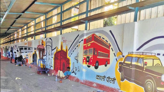 300-foot wall at CSMT painted by Hubballi artists ahead of Modi visit