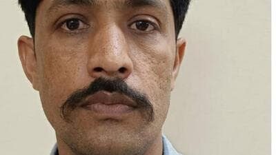 Two gold teeth help cops nab man on the run for 15 years Two gold teeth help cops nab man on the run for 15 years