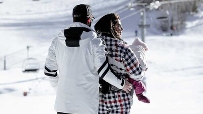 In the first picture, Priyanka Chopra can be seen carrying her daughter while her husband Nick Jonas holds her. (Instagram/@nickjonas) In the first picture, Priyanka Chopra can be seen carrying her daughter while her husband Nick Jonas holds her. (Instagram/@nickjonas)