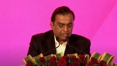 Reliance chairman Mukesh Ambani speaking at Global Investors' Summit 2023 in Lucknow