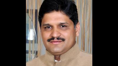 Maha Vikas Aghadi (MVA) failed to persuade rebel Rahul Kalate to withdraw his nomination from Chinchwad. (HT PHOTO)