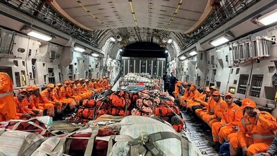Members of NDRF Search and Rescue Teams along with relief material and specially trained dog squads aboard the IAF's aircraft as they leave for earthquake-hit Turkey. (PTI) Members of NDRF Search and Rescue Teams along with relief material and specially trained dog squads aboard the IAF's aircraft as they leave for earthquake-hit Turkey. (PTI)