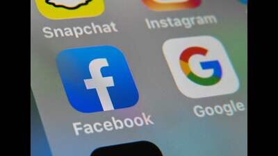 The accused threatened Mane of leaking his lewd videos on social media. (REPRESENTATIVE PIC) The accused threatened Mane of leaking his lewd videos on social media. (REPRESENTATIVE PIC)