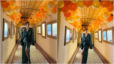 Kareena Kapoor walked into 2023 looking stunning and feeling stunning. The actor shared a slew of pictures from her New Year celebrations on her Instagram profile and made the first day of the year better for us. (Instagram/@kareenakapoorkhan) Kareena Kapoor walked into 2023 looking stunning and feeling stunning. The actor shared a slew of pictures from her New Year celebrations on her Instagram profile and made the first day of the year better for us. (Instagram/@kareenakapoorkhan)