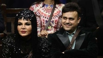 Rakhi Sawant had introduced Ritesh Singh as her husband on Bigg Boss a year ago. Rakhi Sawant had introduced Ritesh Singh as her husband on Bigg Boss a year ago.