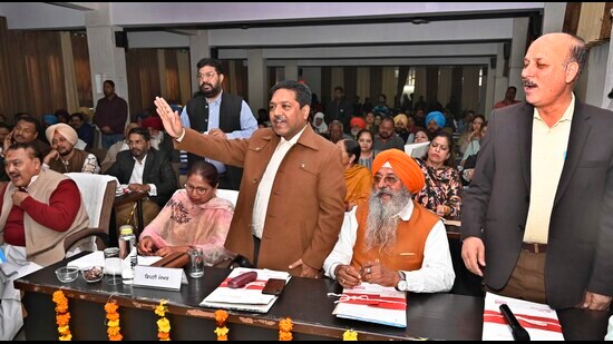 MC councillors during the year’s first general house meeting in Ludhiana on Friday. (Gurpreet Singh/HT)
