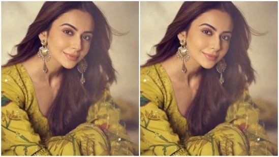 Rakul Preet wore her tresses open in straight locks with a middle part as she posed for the pictures.&nbsp;(Instagram/@rakulpreet)