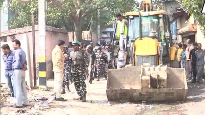 The Delhi High Court on Friday pulled up the Delhi Development Authority (DDA) over demolition in Mehrauli despite a stay order till the next date of hearing. (ANI) The Delhi High Court on Friday pulled up the Delhi Development Authority (DDA) over demolition in Mehrauli despite a stay order till the next date of hearing. (ANI)