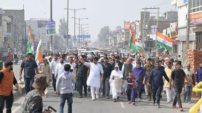 Independent MLA from Meham Balraj Kundu said the change of power will not work in the state, there is need to change the system as well. (HT Photo)