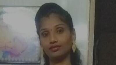 Taxi runs over mother of four in Wadala Taxi runs over mother of four in Wadala