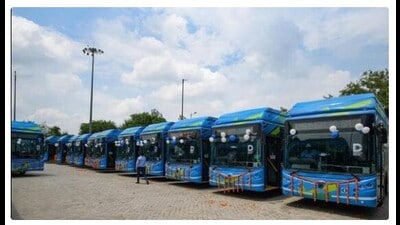 A tender for the e-buses has been floated and a company has been short-listed. (HT File Photo) A tender for the e-buses has been floated and a company has been short-listed. (HT File Photo)