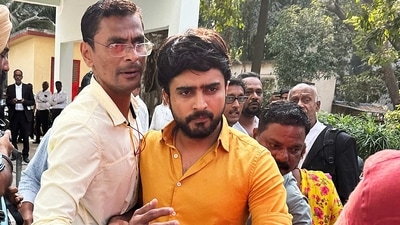Reality TV star Rakhi Sawant's husband Adil Durrani, who was arrested by the Mumbai Police, has been sent to judicial custody by the Andheri Court in Mumbai on Wednesday. (ANI) Reality TV star Rakhi Sawant's husband Adil Durrani, who was arrested by the Mumbai Police, has been sent to judicial custody by the Andheri Court in Mumbai on Wednesday. (ANI)