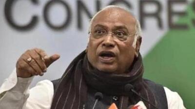Congress party president Mallikarjun Kharge (File Photo) Congress party president Mallikarjun Kharge (File Photo)